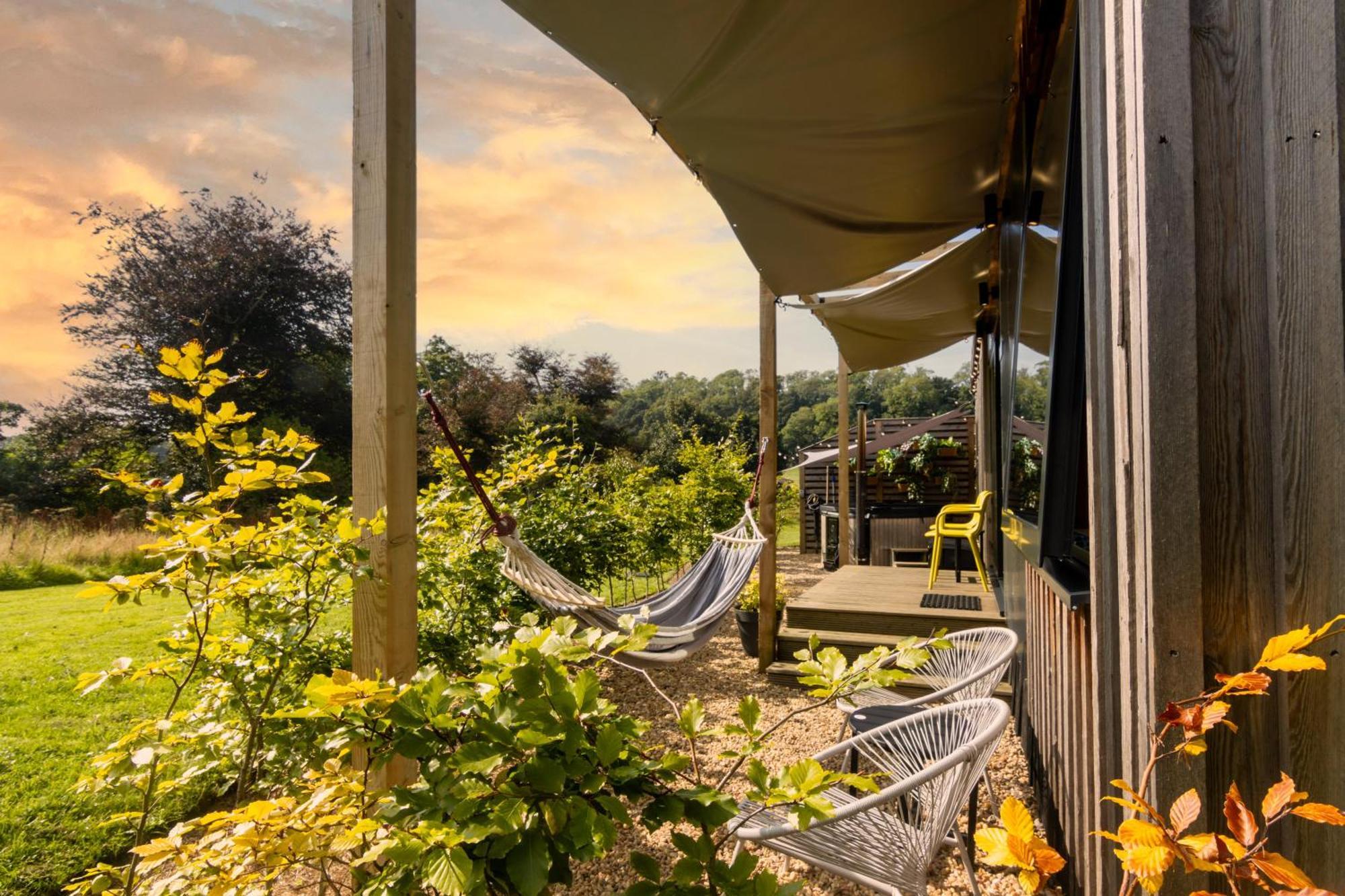 The Hive - Unique Hot Tub Cabin In Millport Exteriör bild